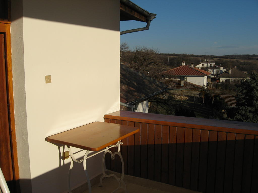 Guest House Astra Arbanasi Exterior foto
